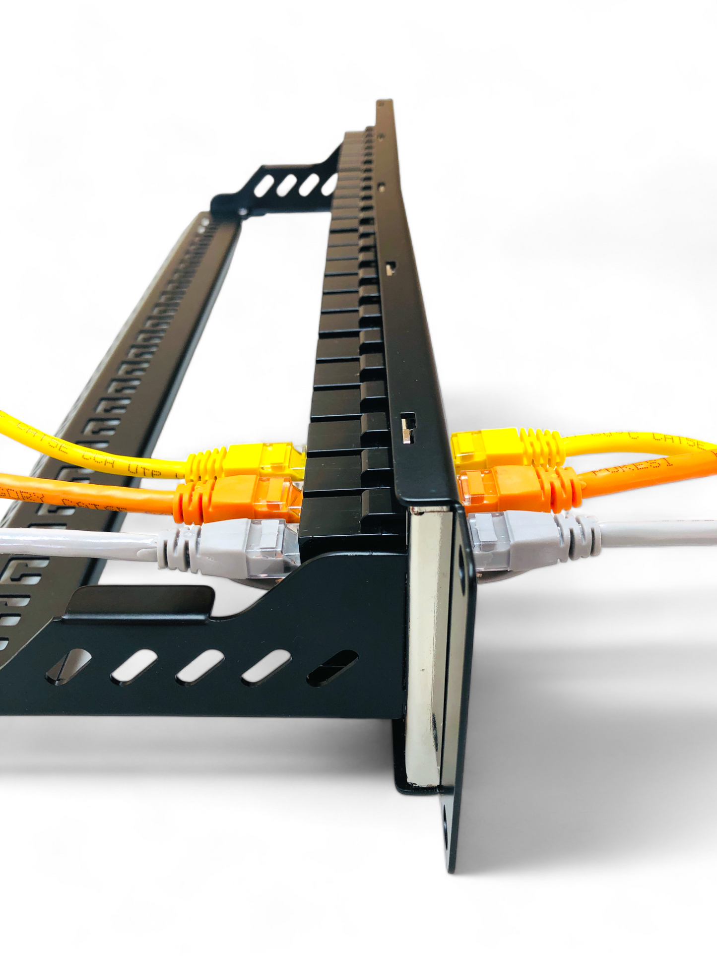 48 Port Patch Panel 2U UTP with Inline Keystone CAT6 Coupler (Populated)