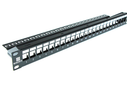 24-Port Patch Panel 1U (Blank) - Accepts Keystone modules (RJ45 CAT6)
